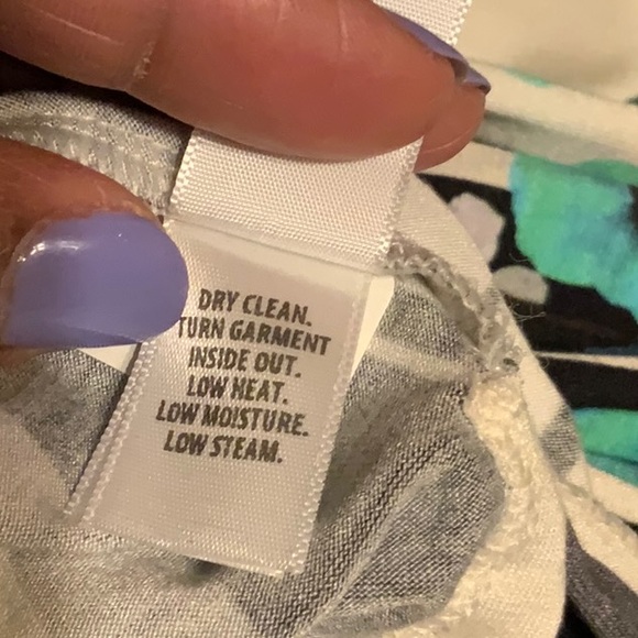 St. John Top - Picture 6 of 7